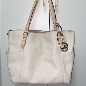 Michael kors tote